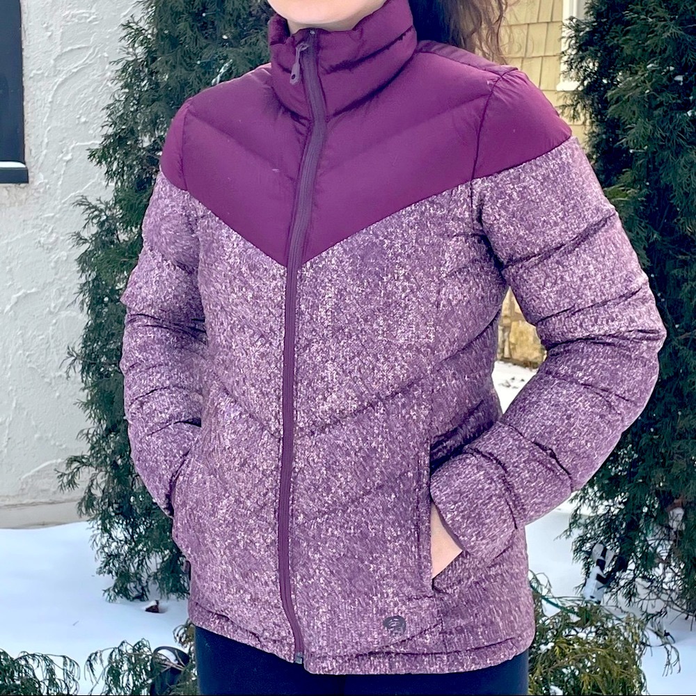 Gorgeous Mountain Hardware Down Jacket